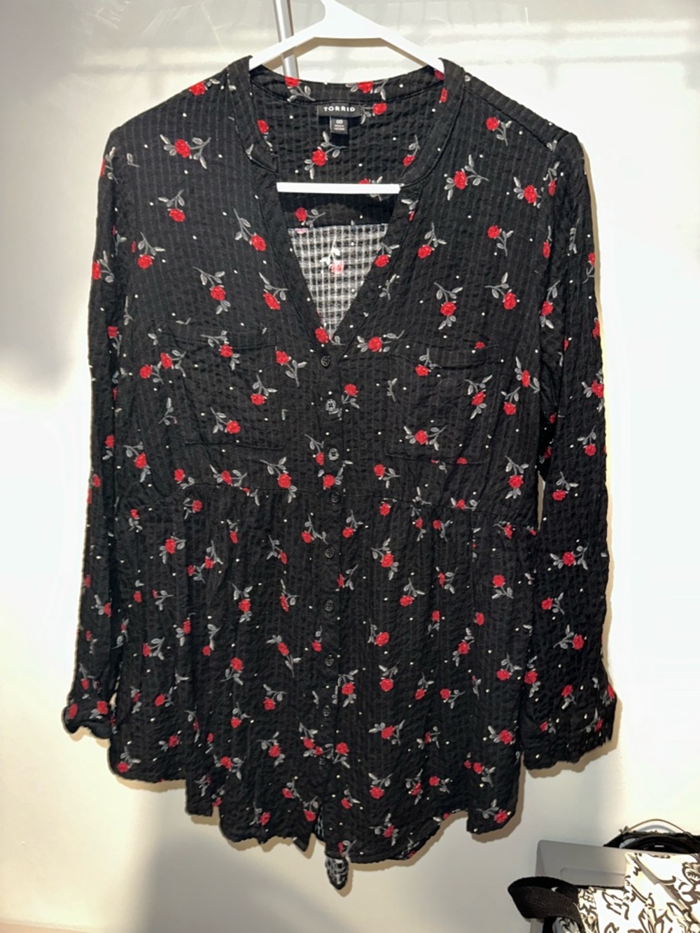 torrid Black Floral V-Neck Tunic with Red Rose Print